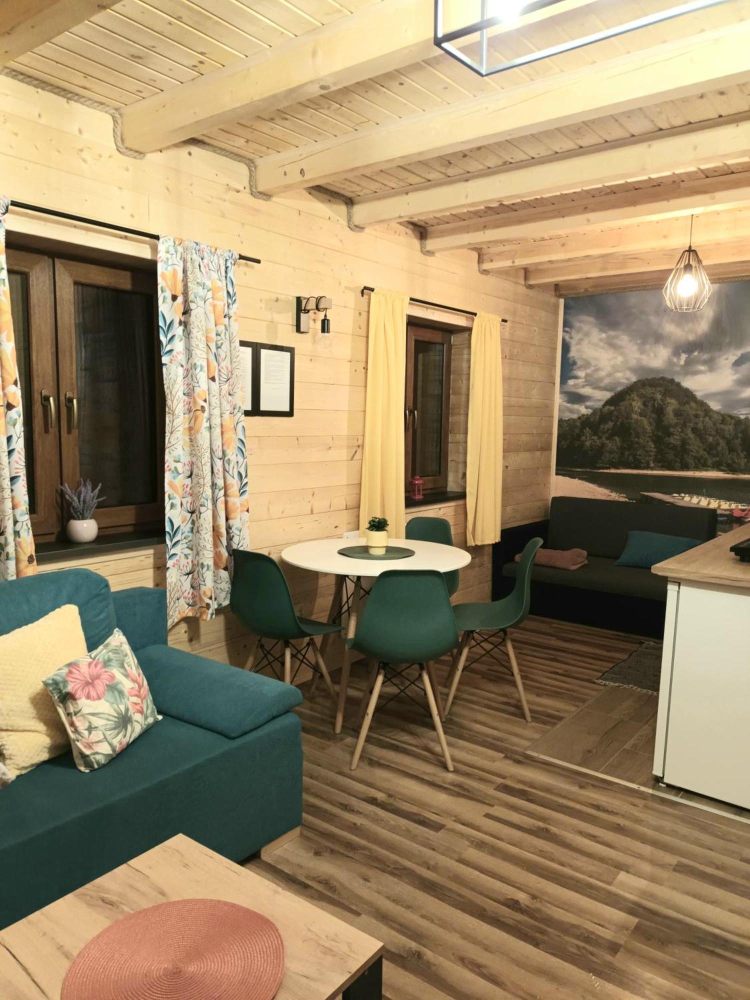 Motylowe Wzgorze Apartamenty Zawóz חדר תמונה